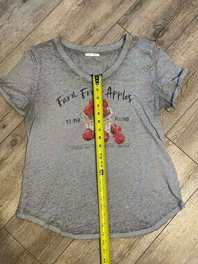 Women’s Tee, Maurices Grey “Farm Fresh Apples” Shirt, Size M